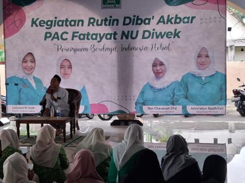Ramaikan Hari Santri, PAC Fatayat NU Diwek Gelar Diba' Akbar dan Bazar UMKM