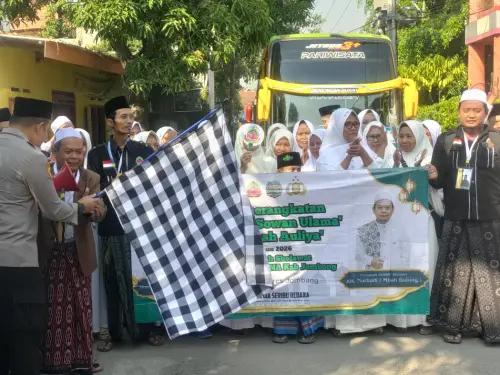 Naik 71 Bis, Jamaah Seribu Rebana Ikuti Sowan Ulama dan Ziyarah Auliya