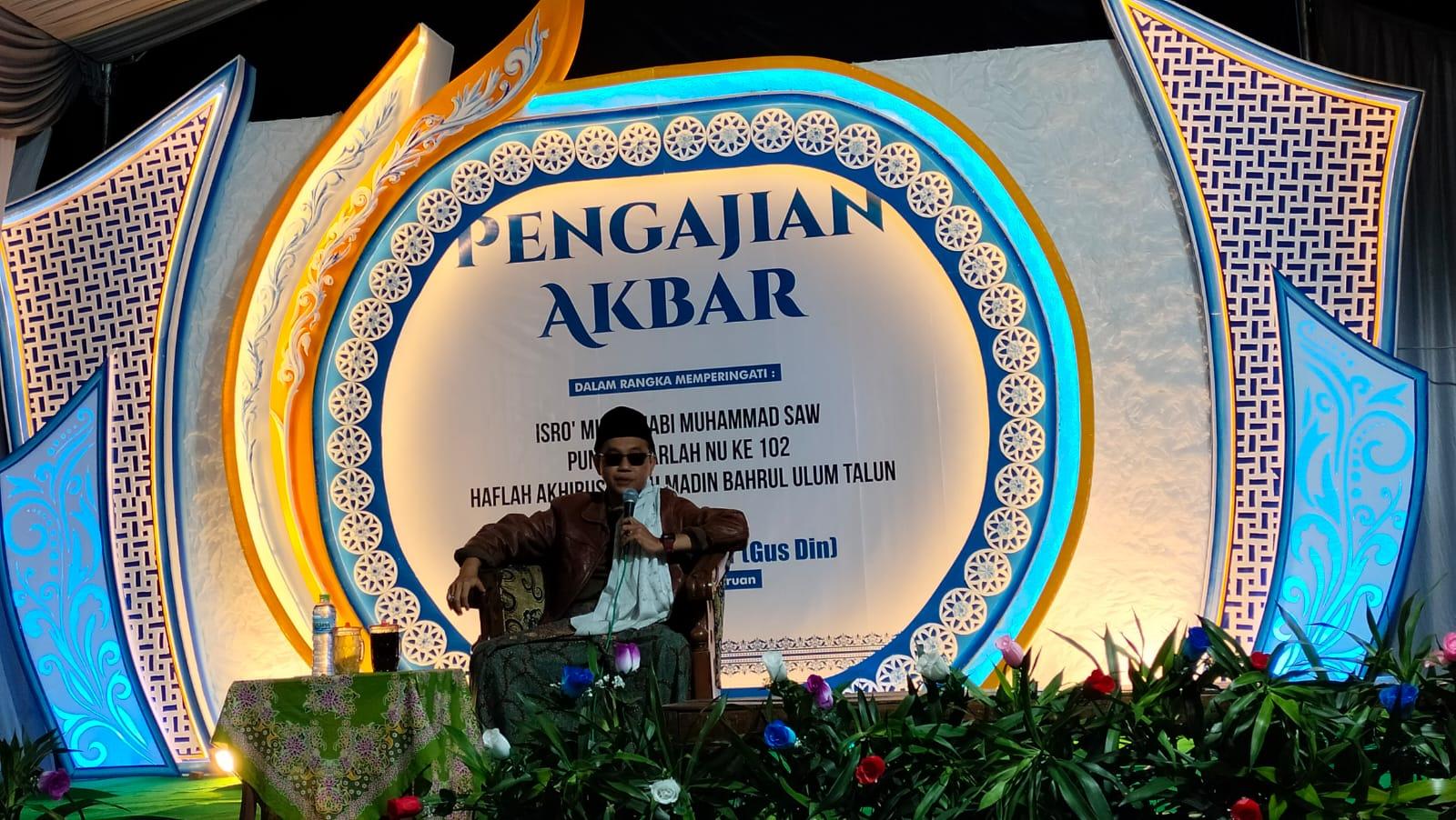 Puncak Harlah Ke-102, MWCNU Rejoso Nganjuk Serahkan Hadiah dan Piala ke Pemenang NU Award