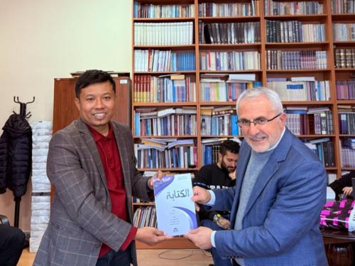 Hari Bahasa Arab Sedunia: Belajar dari Universitas Istanbul dari Bahasa yang Dicurigai ke Bahasa Akademik