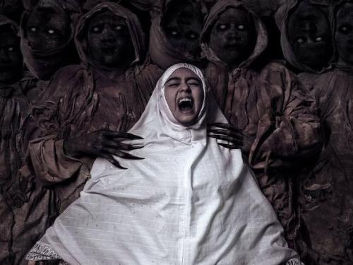 Walhan, Aktor Waswas dalam Ibadah