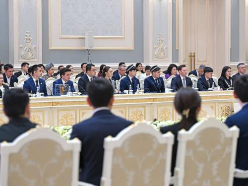 Uzbekistan Merayakan Prestasi Pemuda: Mengubah Potensi Menjadi Kemajuan