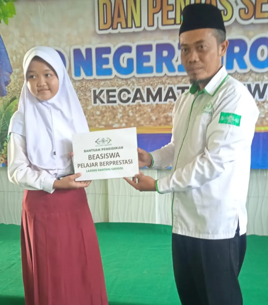 Kaleng NU Wujudkan Mimpi Pelajar Berprestasi, LAZISNU Ranting Grogol Salurkan Beasiswa untuk Siswa Dasar