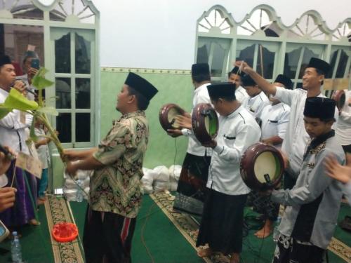 Unik dan Sederhana, Peringatan Maulid Nabi di Desa Kayangan